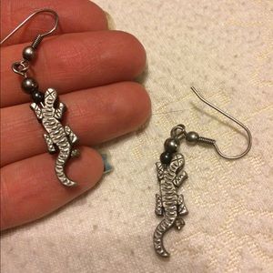 Gecko and hematite hook earrings.